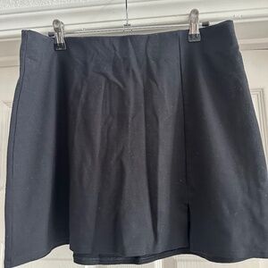 NWT American Eagle skort size L